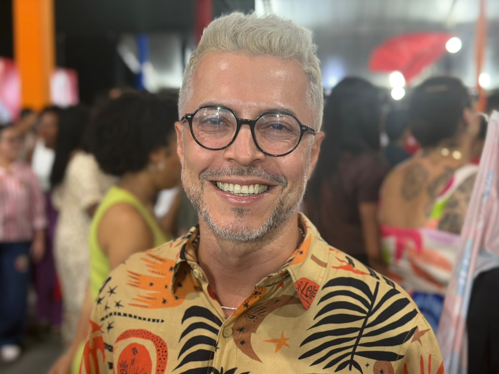 "A juventude não é adorno, é parte central da campanha", afirma Bruno Monteiro durante encontro com a juventude em Salvador