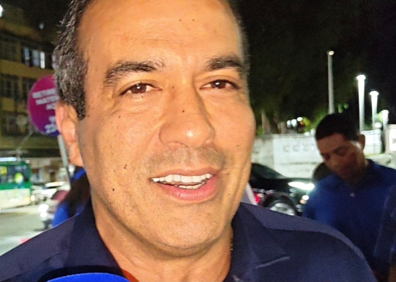 "A ponte Salvador-Itaparica virou uma piada nacional por pura incompetência", critica Bruno Reis