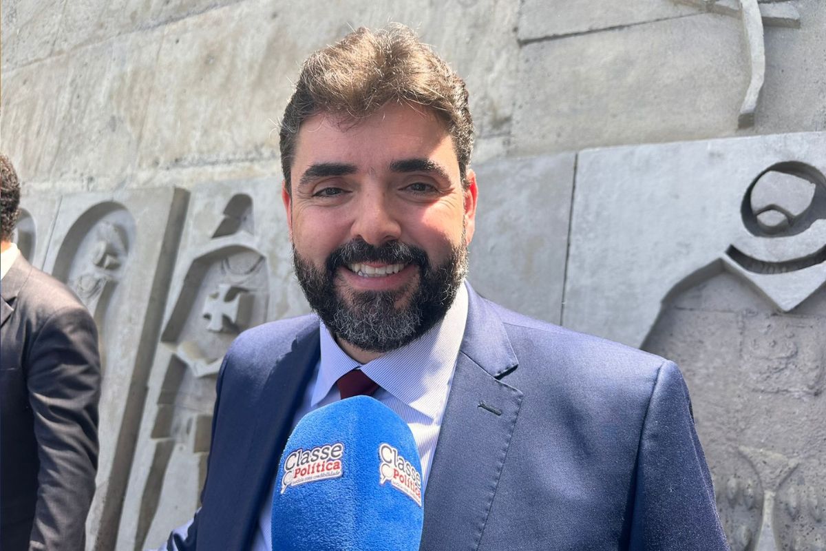 Adolpho Loyola é exonerado da Serin para coordenar campanha de Jerônimo