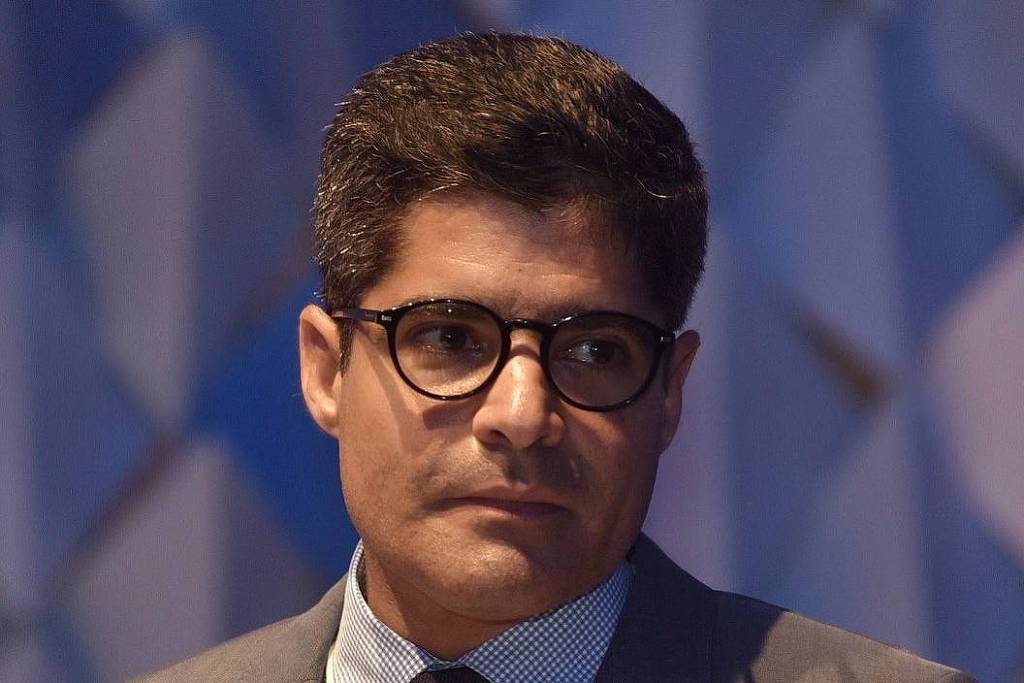 Em Santo Antônio de Jesus, ACM Neto evita definir apoio presidencial e diz que eleição deve discutir o futuro da Bahia