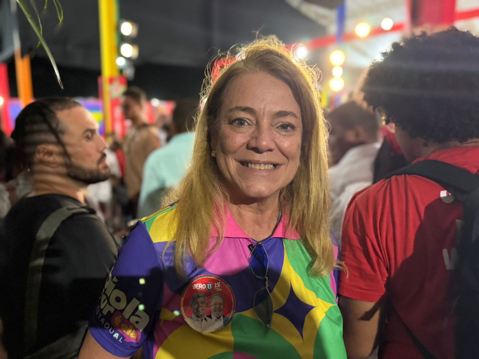 Fabíola Mansur reúne pautas trabalhistas e apoio a Jerônimo em plenária com movimentos sociais