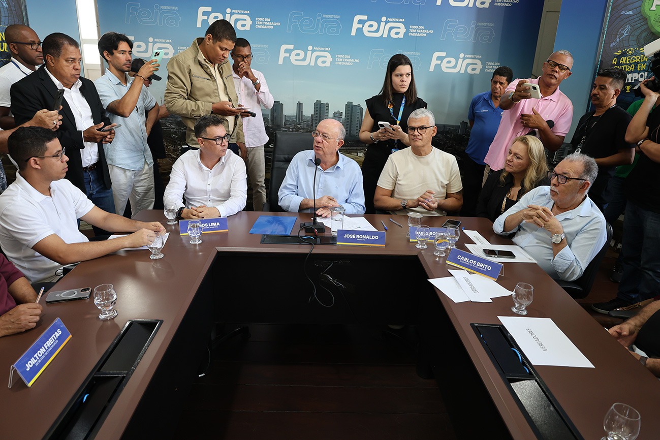 Feira de Santana: José Ronaldo assina decreto para desapropriação de área onde será instalado novo Centro Administrativo