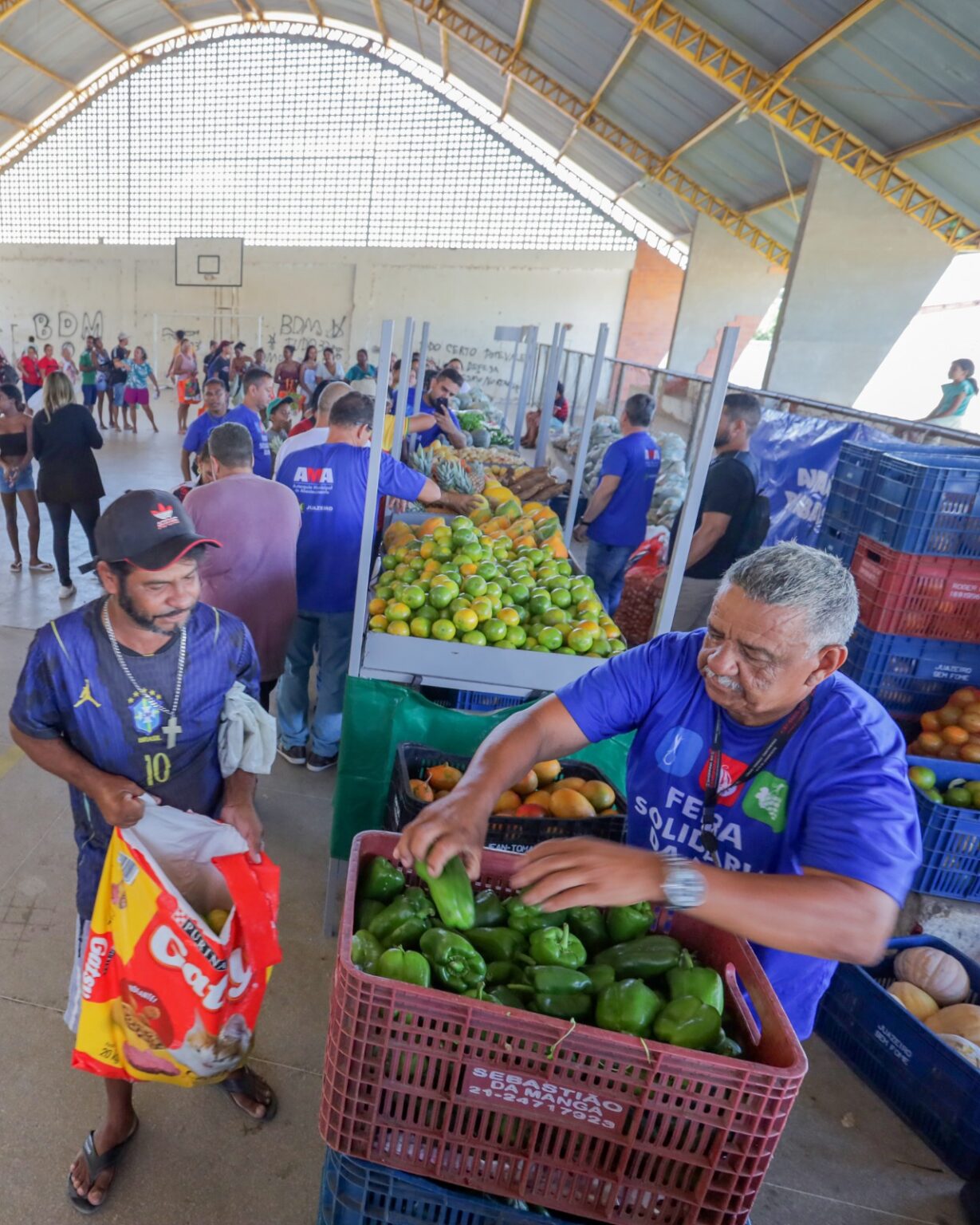 Feira Solidária combate desperdício de alimentos e beneficia mais de 6 mil famílias em Juazeiro