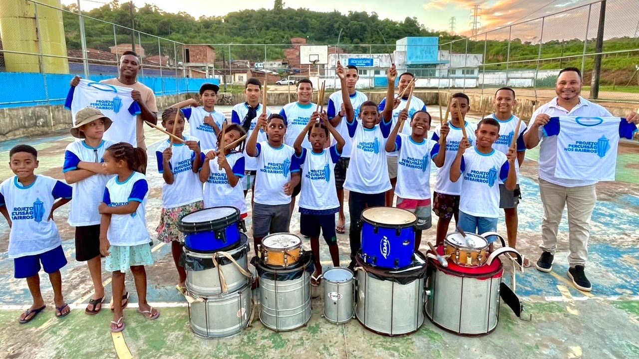 Ibirataia: Projeto Percussão nos Bairros recebe apoio da empresa Berkana e incentiva inclusão de crianças