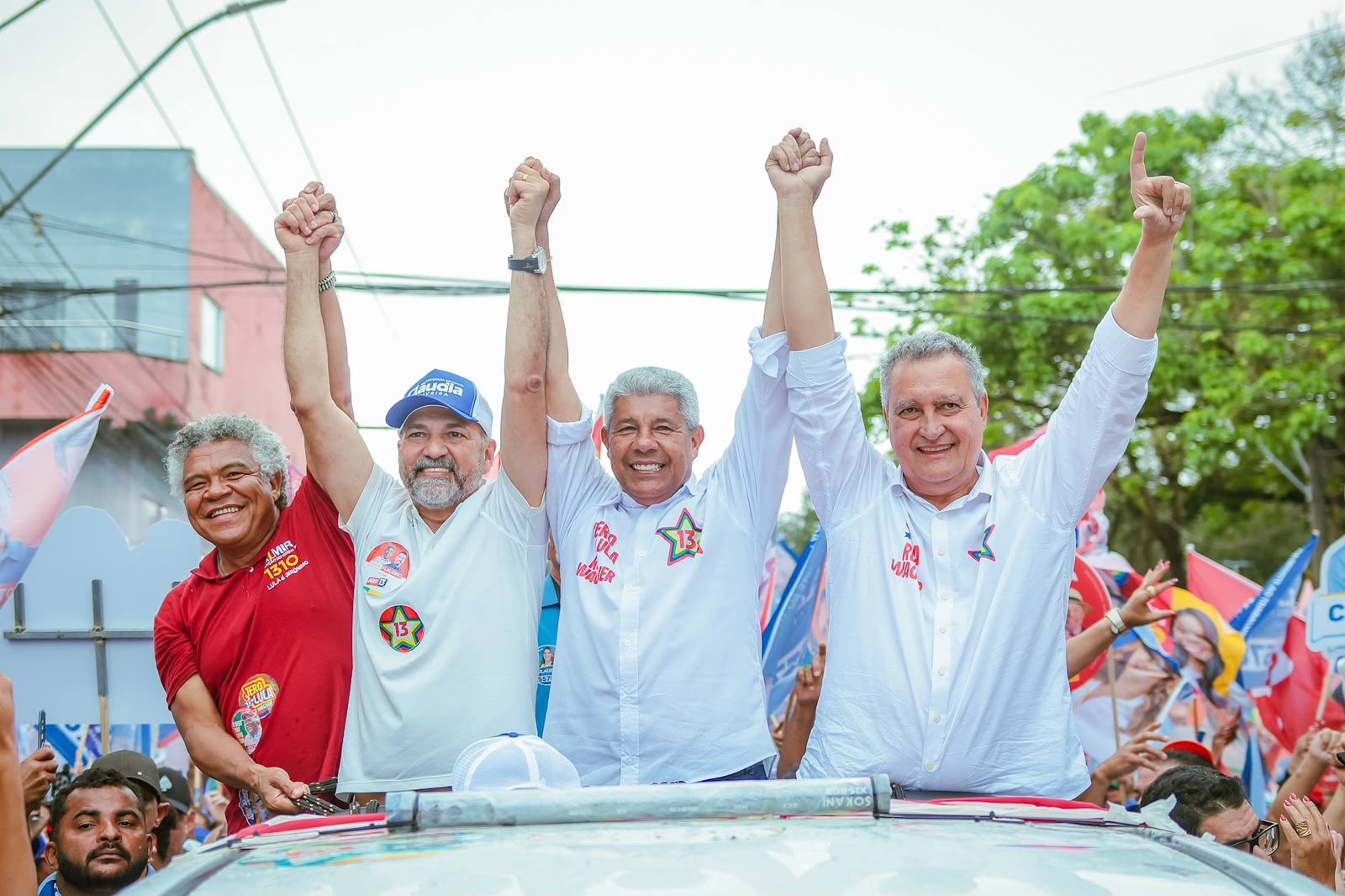 Jerônimo ganha as ruas do Extremo Sul ao lado de Rui e Wagner e reforça compromisso com o povo
