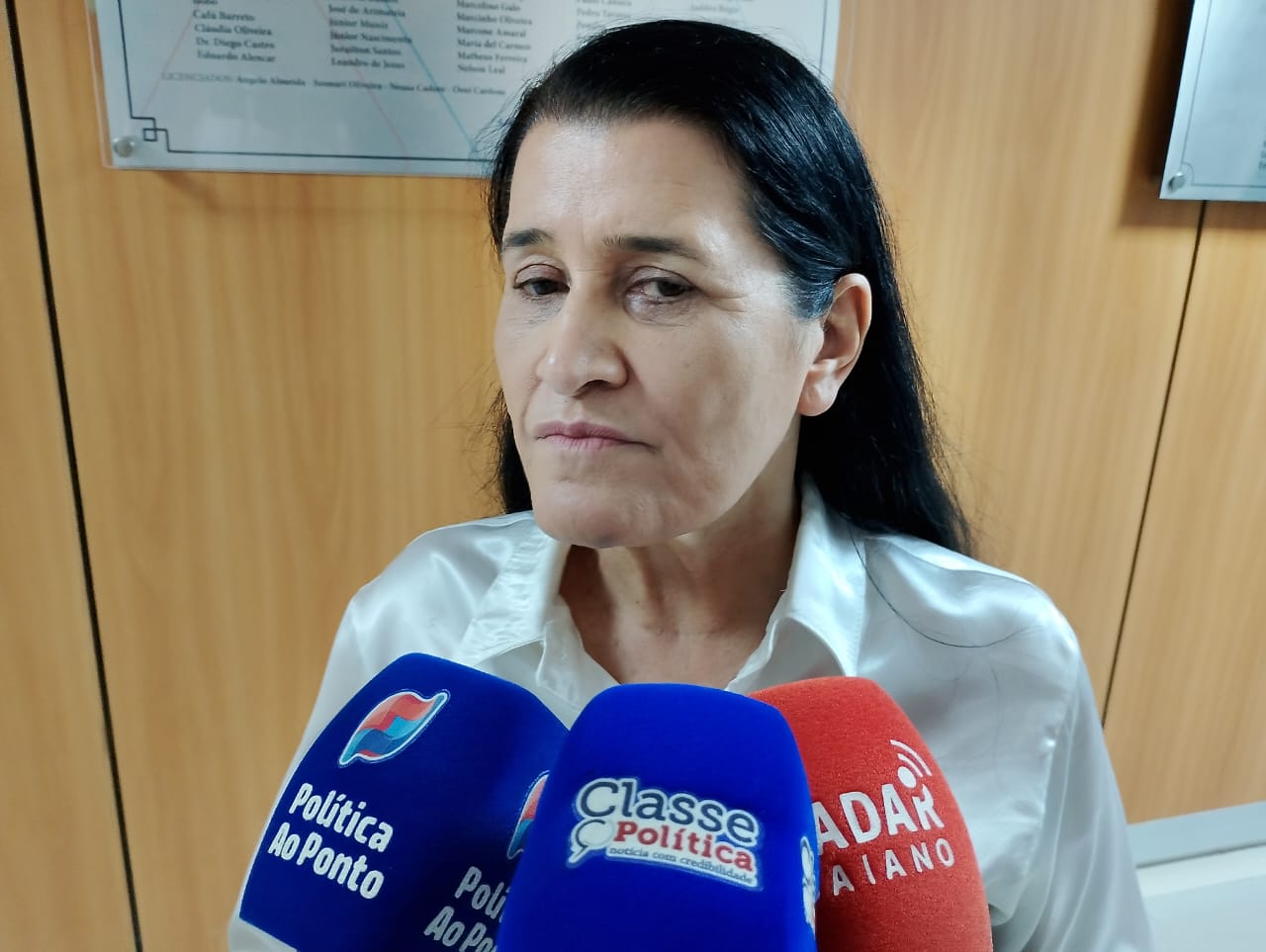 Jusmari Oliveira classifica críticas da oposição como "falácias" e defende gestão de Jerônimo na educação e saúde