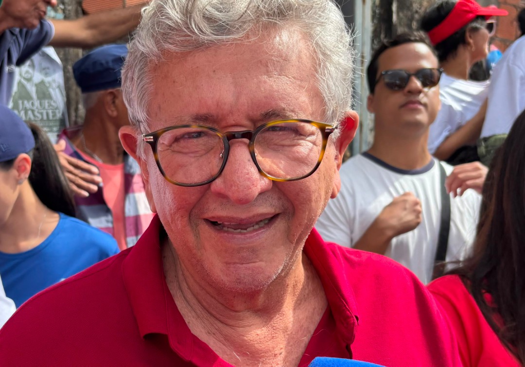 Luiz Caetano chama agenda de Lula na Bahia de “espetáculo” e prevê vitória no primeiro turno