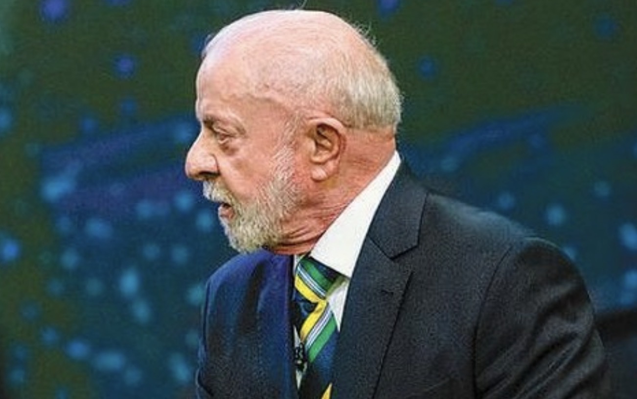 Lula cita VLT de Salvador, cutuca Flávio e diz que investiu mais em infraestrutura: “Fizemos três ou quatro vezes mais”