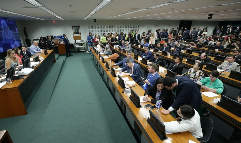 Reconhecimento Facial: avanço na vigilância ou ameaça à liberdade?