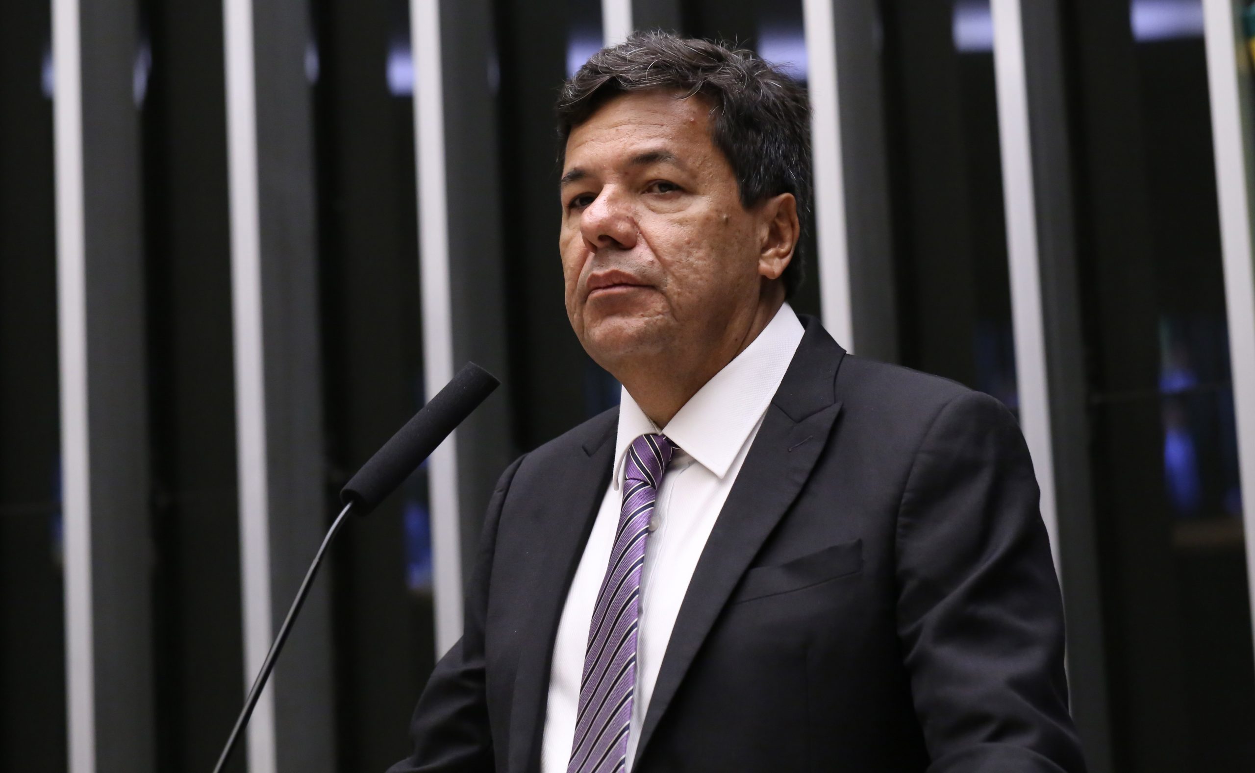 Mendonça Filho critica abordagem da Polícia Federal em caso de possível faixa contra Lula