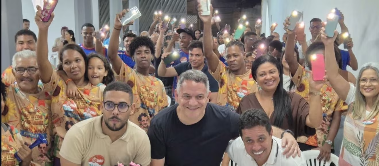 Pablo Barrozo apresenta propostas para juventude durante agenda em Dias d’Ávila