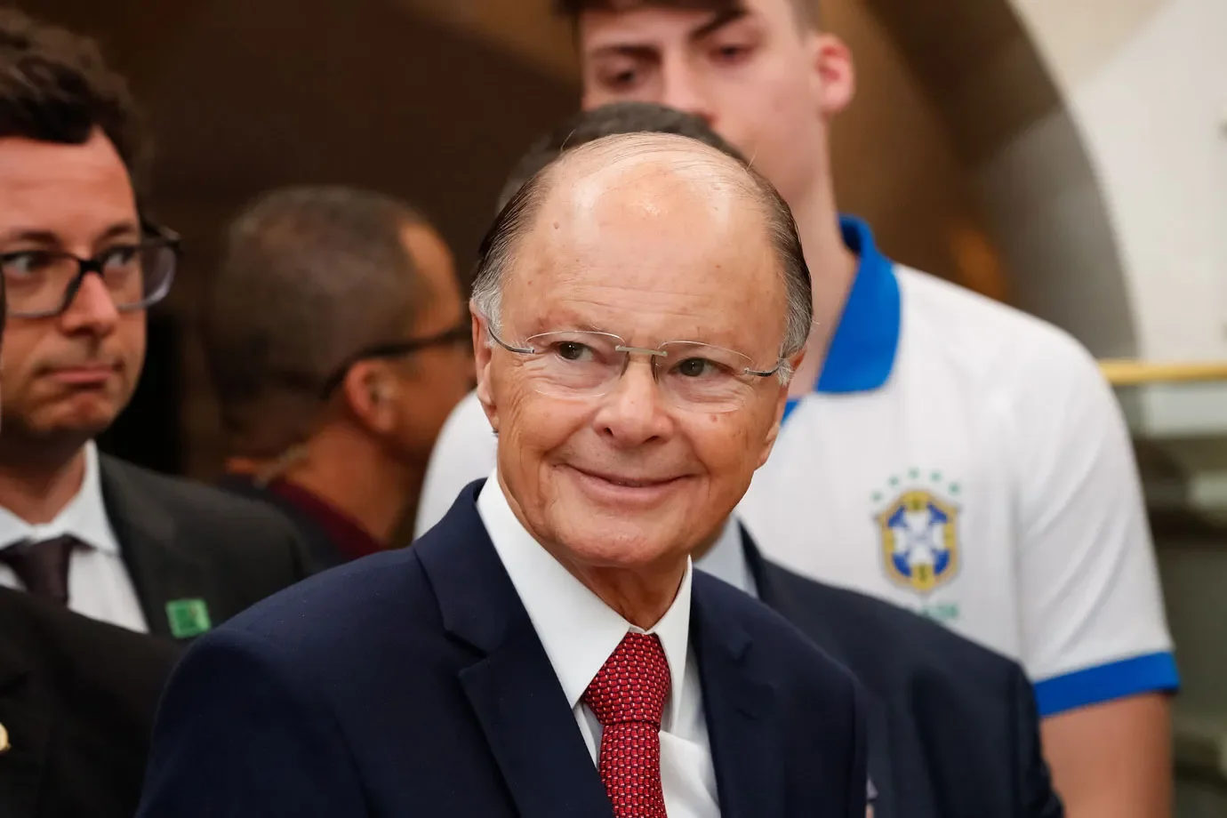 PF mira instituição ligada a Edir  Macedo e bloqueia até R$ 670  milhões