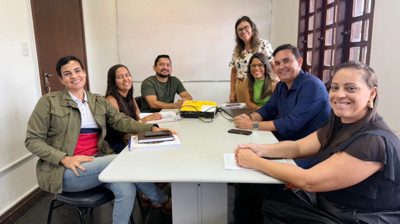 Prefeito Gustavo Carmo anuncia pagamento do Piso Nacional do Magistério