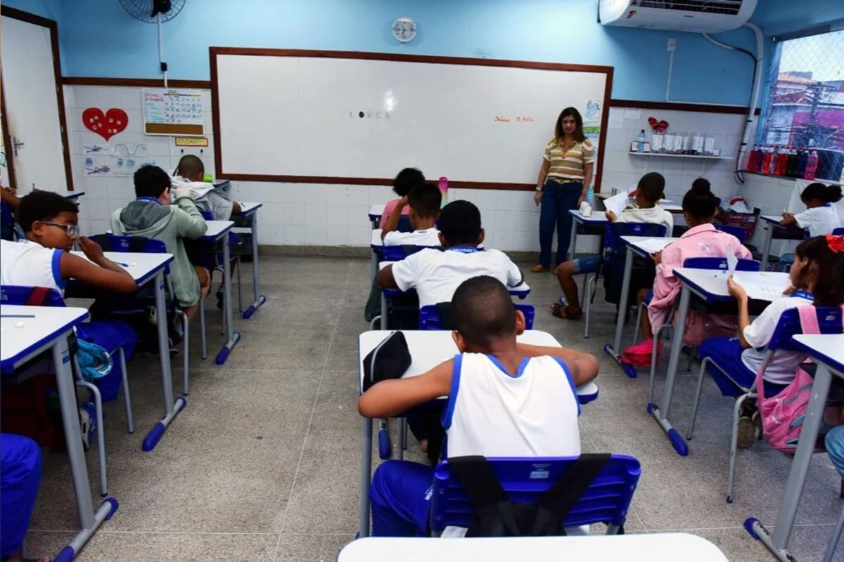 Prefeitura de Salvador sanciona lei para o pagamento de precatório do Fundef a professores