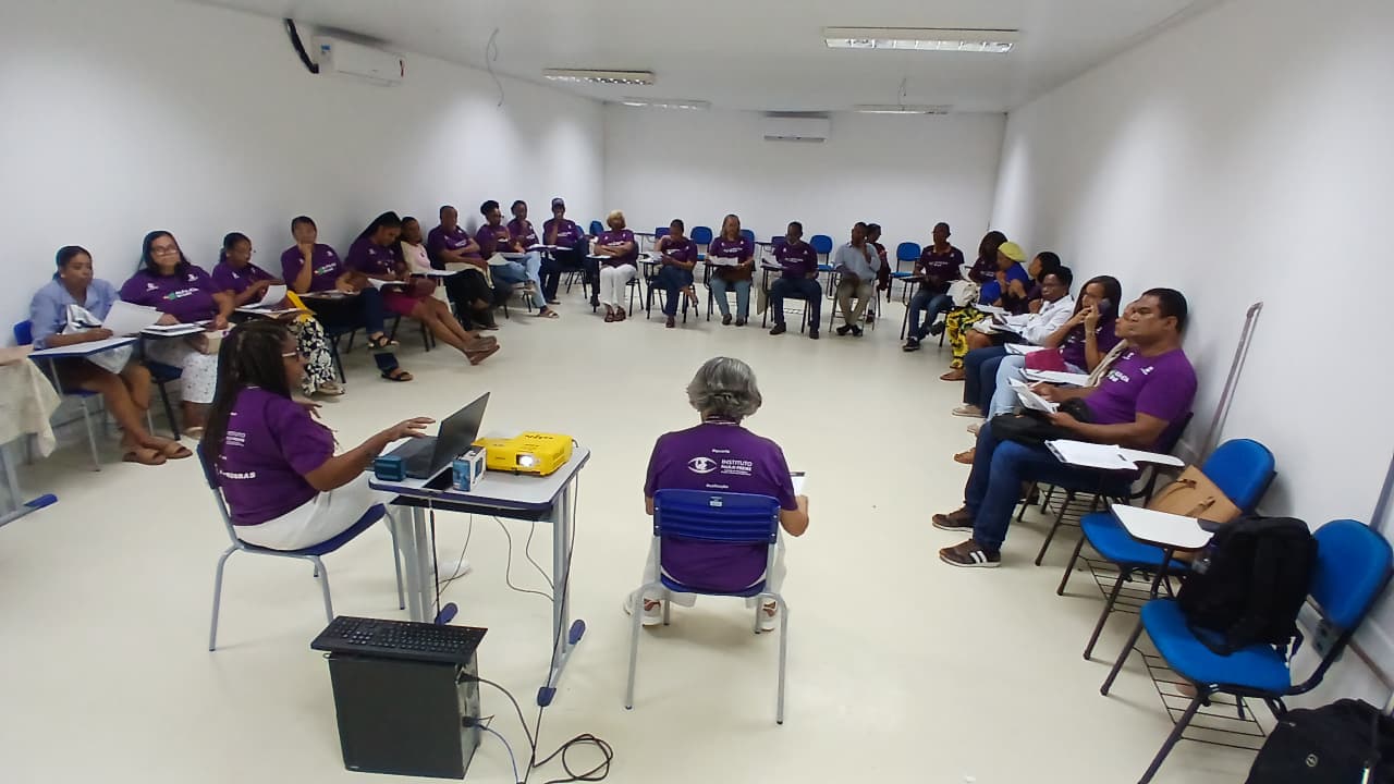 São Francisco do Conde sedia formação do Projeto ALFA-EJA Brasil em parceria com o Instituto Paulo Freire