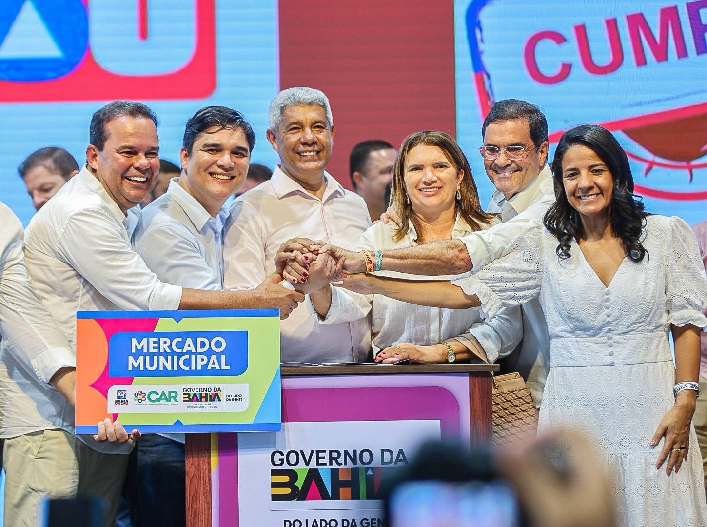 Vitor Bonfim garante mais de R$ 120 milhões em investimentos para 11 municípios do interior da Bahia