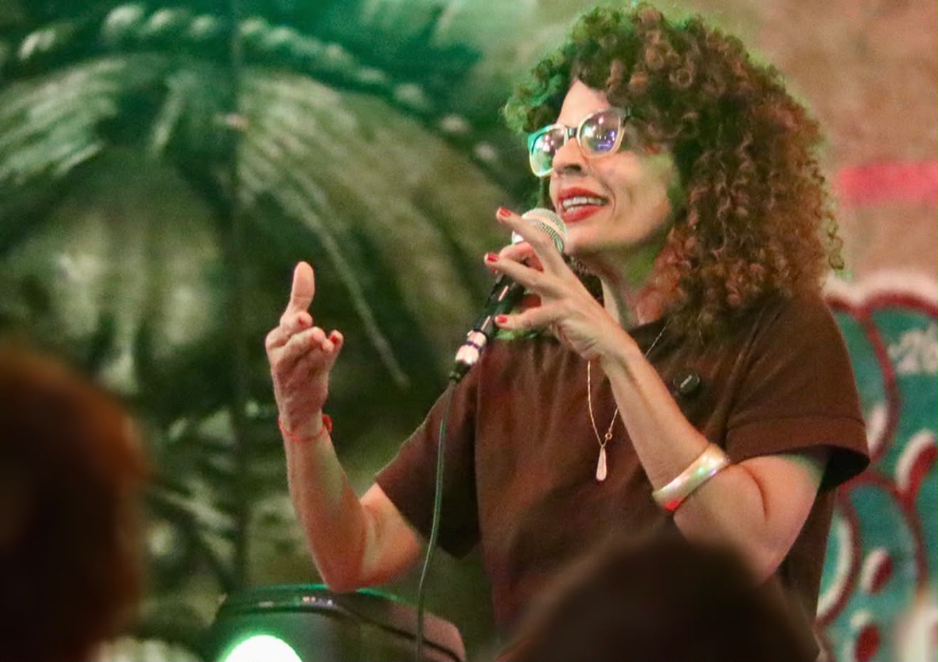 “Vitória das mulheres”: Maria Marighella celebra demissão inédita de ministro acusado de assédio